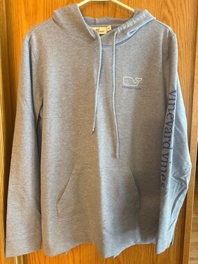 Vineyard Vines Hoodie